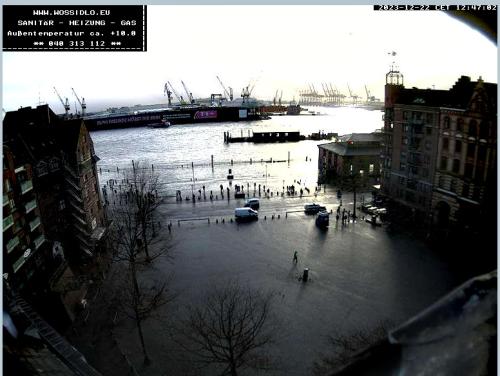 Fischmarkt Hochwasser 221223